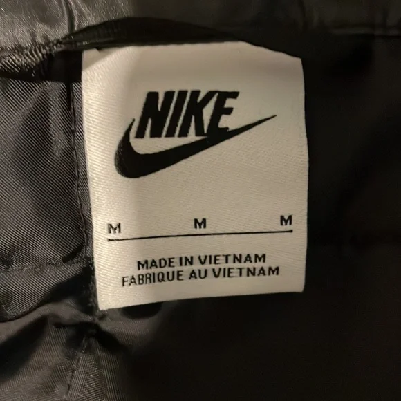 Nike Vest - Picture 3 of 4